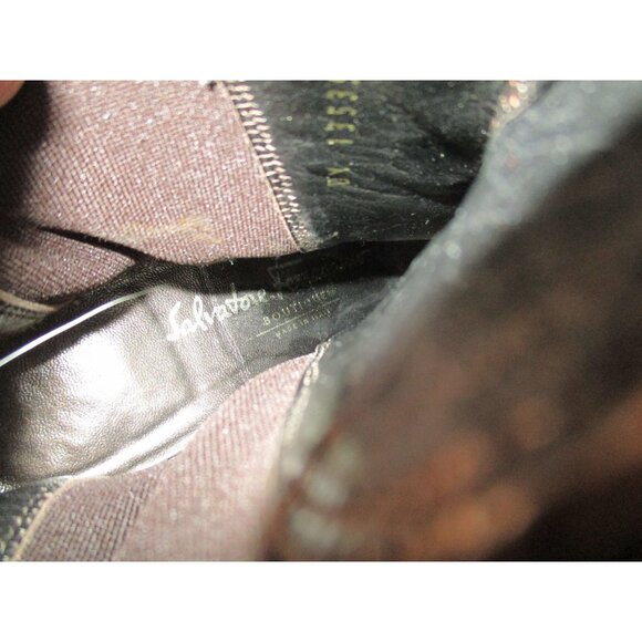 Salvatore Ferragamo Chocolate Brown Booties Pull On - Size 7.5B - Picture 5 of 9